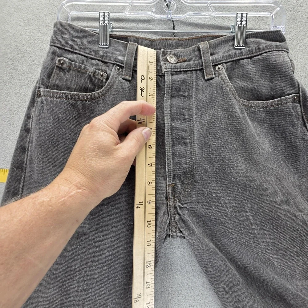 Vintage‎ Levis 501 Jeans Mens Gray Charcoal Wash Button Fly Made USA Fits 27x30
